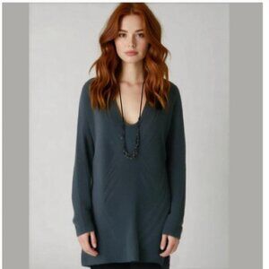 Melanie Lyne Green V-neck Sweater XL